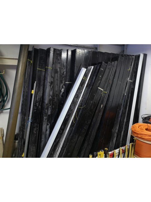 U-Li Steel Trunking Black 150*100 ( class 1 ) 