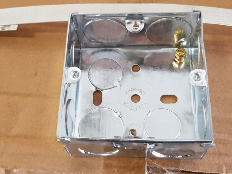 1 gang gi ko box