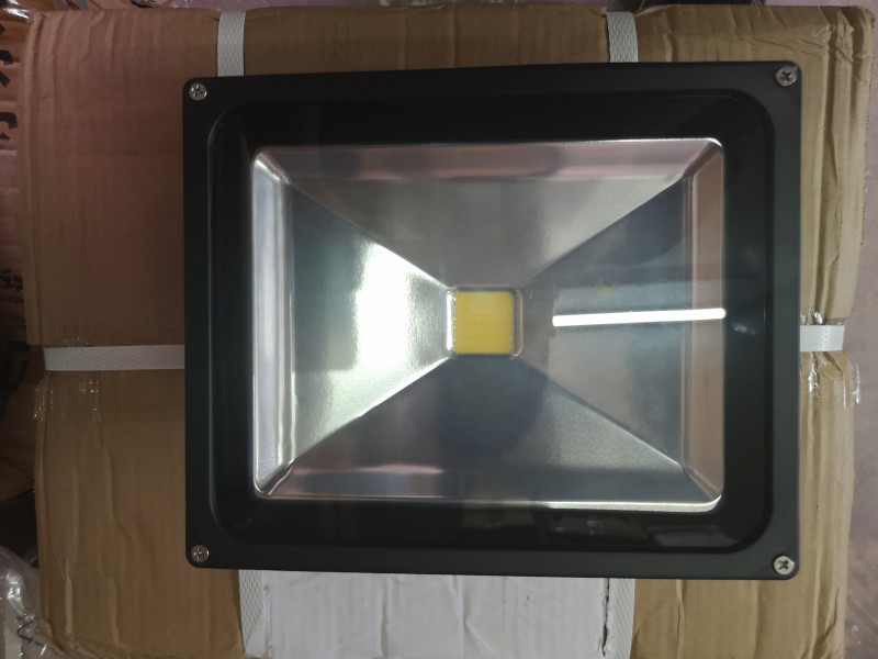 Led flood light 30w 