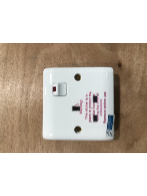 Hager 1x13A Socket -White 