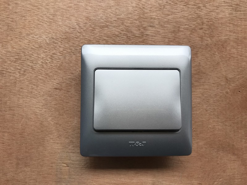 T&J 1G2W Radiance Switch-Gross Silver