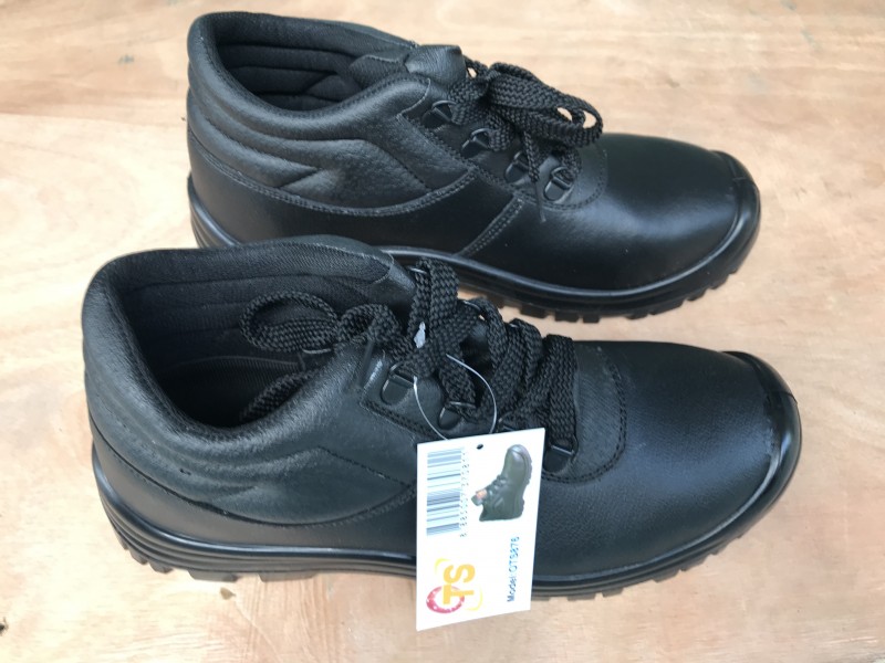  safety shoe 9876 size 10
