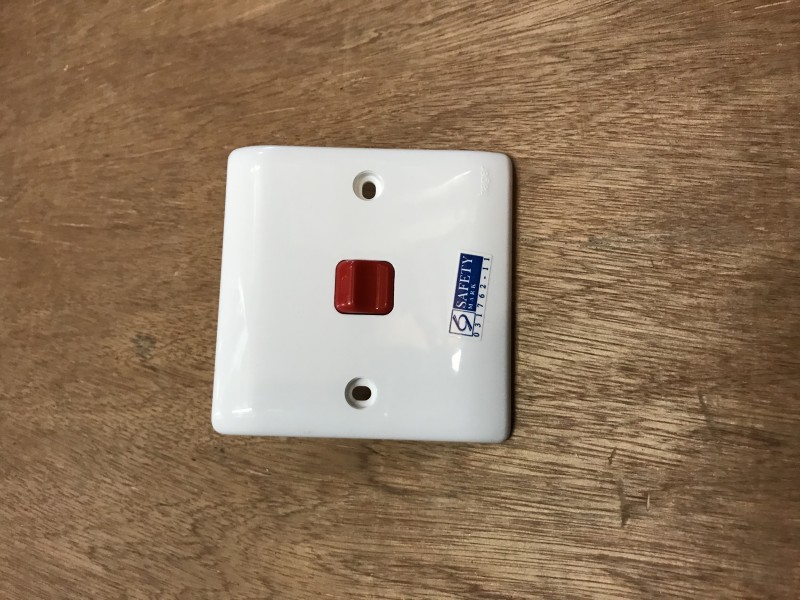 Hager 1G1W Sw-Red