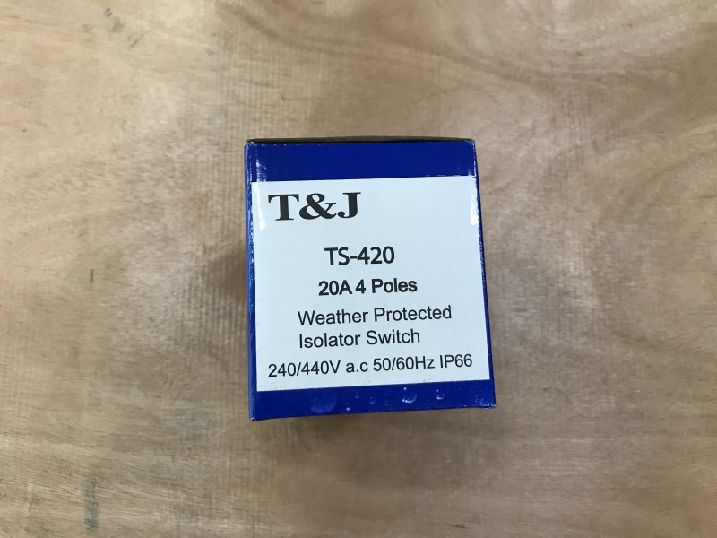 4P20A T&J Isolator-Grey