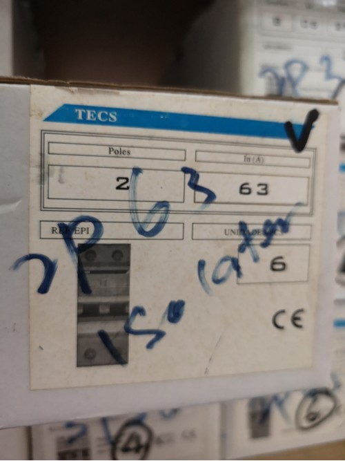 Terasaki Isolatator 2P63