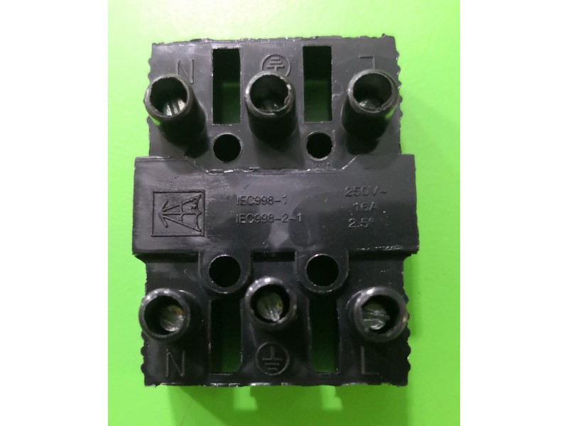 3way 2.5 Connector