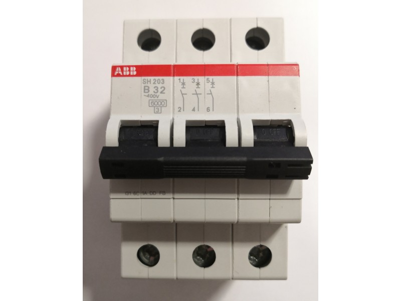 ABB 3P32A 6KA Type B MCB (SH203 B32)