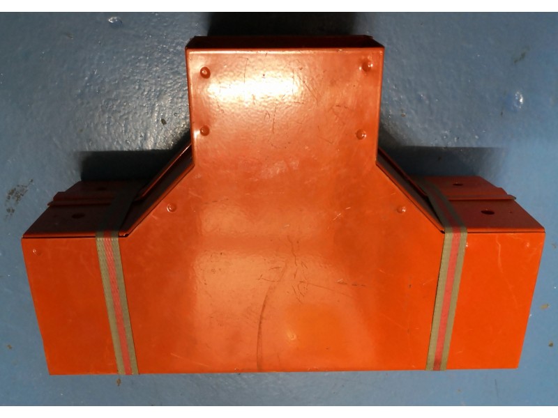 Uli 100mmx50mm G18 Trunking Tee -Orange