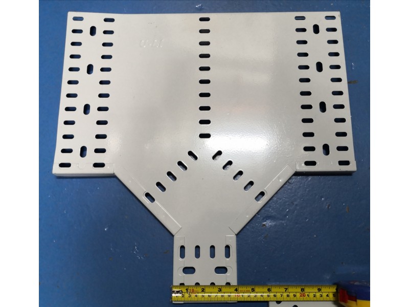 Uli (300x17) (100x13)G18 Cable Tray Unequal Tee- White Uli (300x17) (100x13)G18 Cable Tray Unequal Tee- White