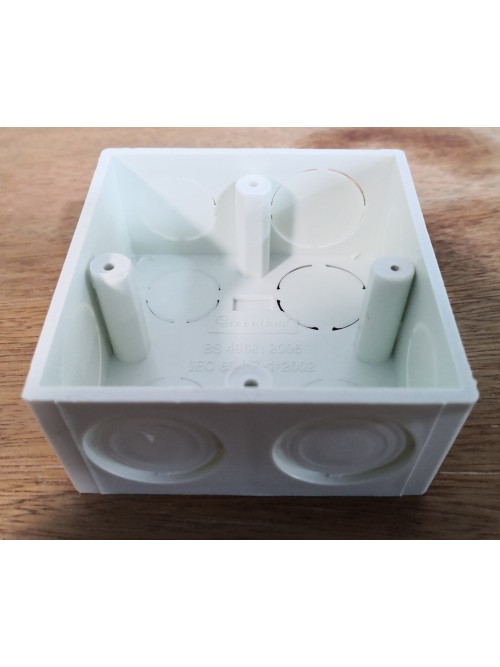 Greenland 1Gang KO Box- white