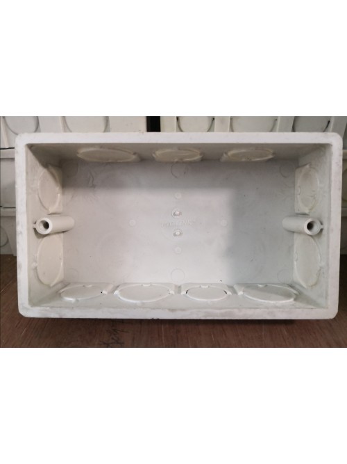 PVC LINK 2G PVC KO Box- White 