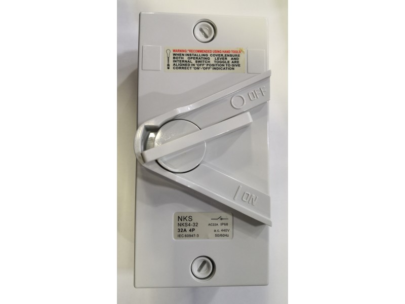Neiken Weatherproof 4P32A Isolator (NKS4-32)