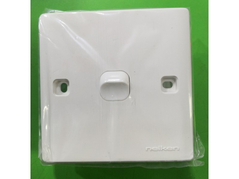 Neiken 1G 10A Intermediate Switch (N25130)