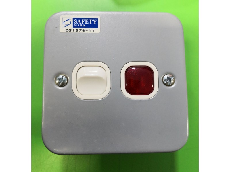 Neiken 20A DP Metalclad with Neon  (N32121)