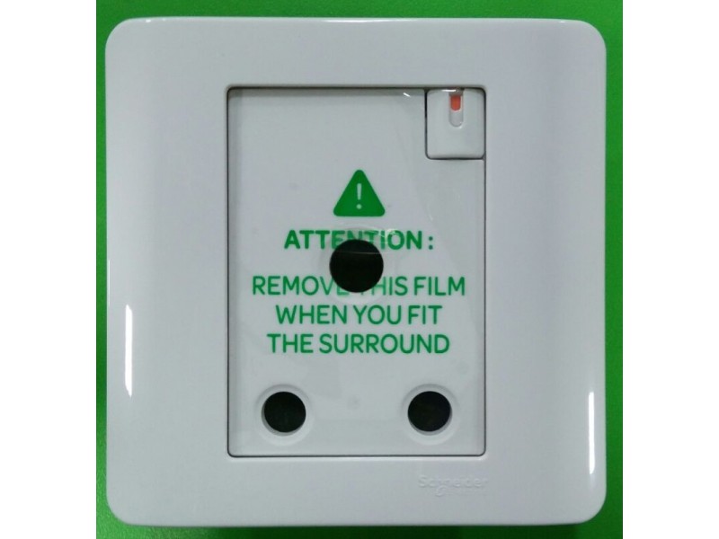 Schneider Zencelo 15A Switched Socket E8415-15