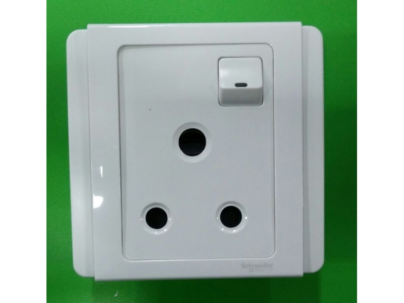 Schneider Neo 15A Switched Socket Outlet E3015-15