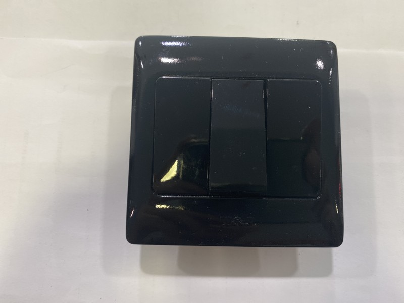 3G1W T&J Radiance Switch - Gross Black 