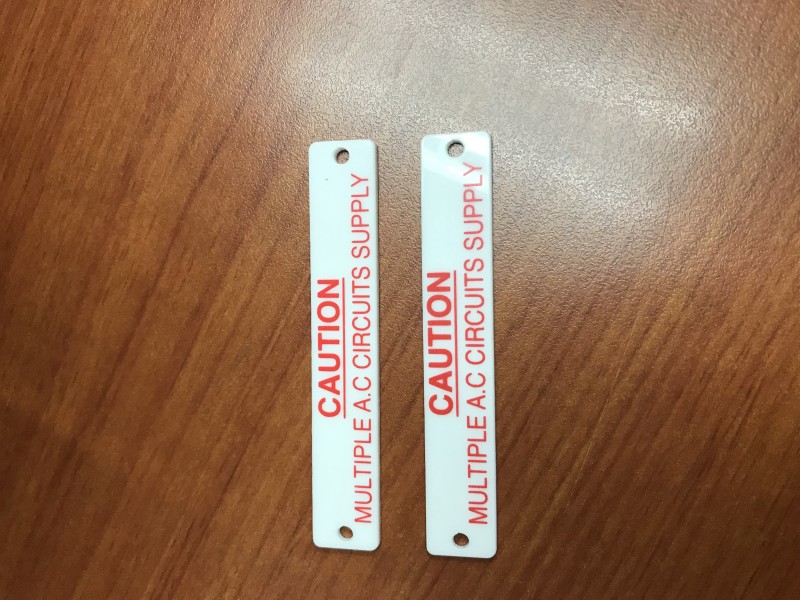 Label "CAUTION - MULTIPLE A.C. CIRCUITS SUPPLY" 12mm x 70mm